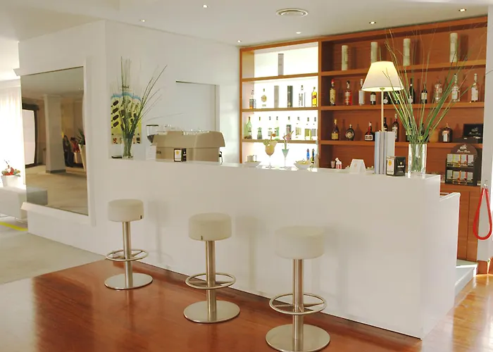 Area Hotel 4*