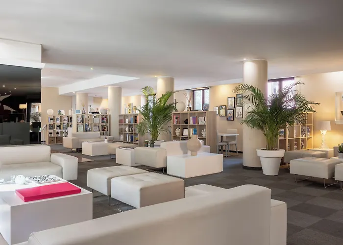Area Hotel